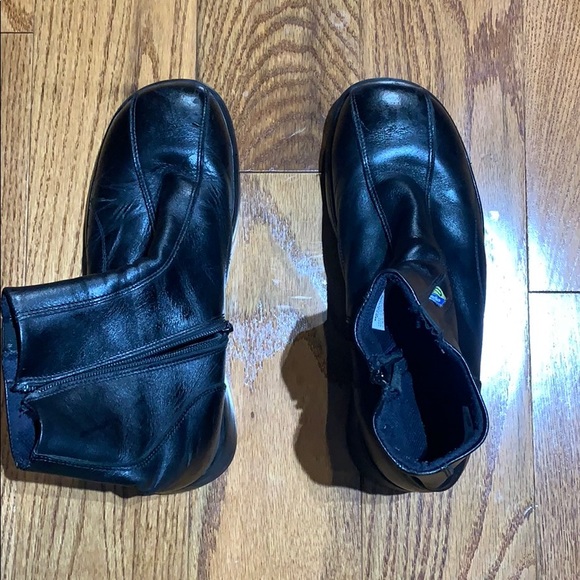 Leather Steel Toe Boots - Picture 2 of 8